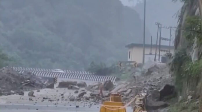 Jammu-Katra highway landslide