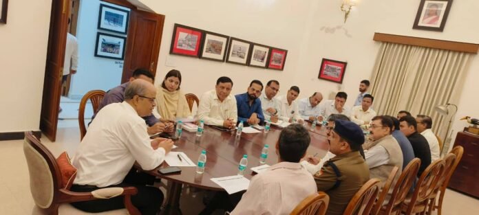 High-level meeting at Rashtrapati Niketan Dehradun High-level meeting at Rashtrapati Niketan Dehradun