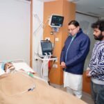 Pushkar Singh Dhami visits hospital to see Himmat Singh